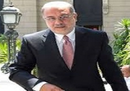 إسماعيل يتفقد معرض الحرف اليدوية المقام بأرض المعارض