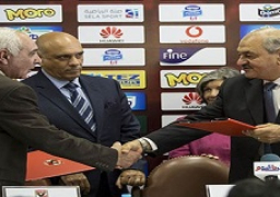 الأهلي يوقع عقد استضافة بطولتي السوبر وكأس الكؤوس الإفريقية لكرة اليد