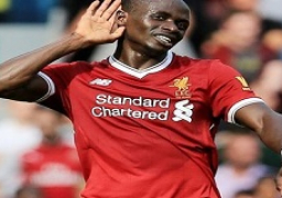 الاتحاد السنغالى يعلن اصابة مانى وعودته لفريقه ليفربول