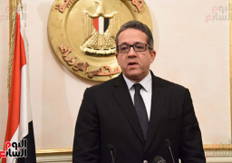 وزير الآثار: نقل 42 ألف قطعة أثرية للمتحف المصرى الكبير