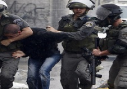 الاحتلال الإسرائيلي يعتقل 17 فلسطينيا من أنحاء متفرقة في الضفة الغربية