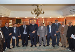 التنظيمات العمالية تؤكد التوافق علي مشروع قانونهم المعروض علي البرلمان