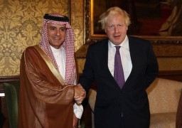 الجبير يبحث مع جونسون العلاقات الثنائية بين البلدين