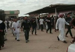 توزيع الدفعة الثالثة من المساعدات على الأسر في قرية الروضة ببئر العبد