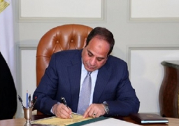 السيسي: التعاون المصري القبرصي اليوناني يساهم في استقرار المنطقة