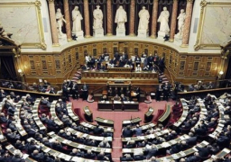 النواب الفرنسى يقر أول موازنة فى عهد ماكرون