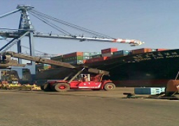 تداول 23 سفينة حاويات وبضائع عامة بموانيء بورسعيد