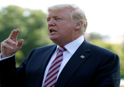 ترامب يحمل إيران مسئولية صواريخ الحوثيين ضد السعودية