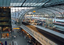 توقيع بروتوكول تعاون بين صندوق مكافحة الإدمان والسكك الحديدية والنواب يوافق على قرض البنك الأوروبي للسكك الحديدية