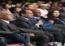 جلسة “الحوار بين الأجيال”تطالب بتنظيم التعامل مع وسائل التواصل