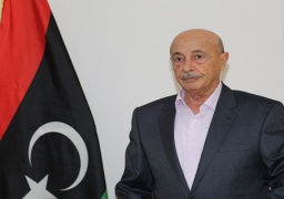 رئيس البرلمان الليبي يستنكر قصف درنة و جريمة جثث الأبيار
