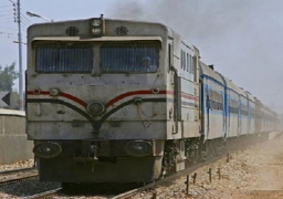 رفع آثار حادث قطار شبين القناطر وعودة الحركة لطبيعتها