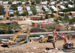سلطات الاحتلال الإسرائيلي تبدأ أعمال تجريف لتوسيع مستوطنتين بالضفة الغربية