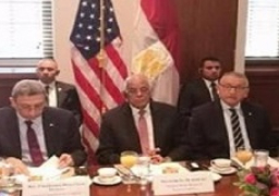 عبد العال يلتقى أعضاء غرفة التجارة الامريكية بواشنطن