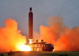 كوريا الشمالية تطلق صاروخ باليستي قادر على الوصول لأمريكا