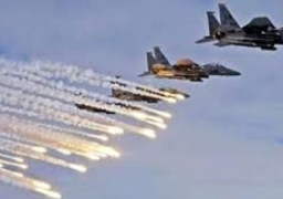 مقتل وإصابة 25 شخصا في غارات جوية على دمشق