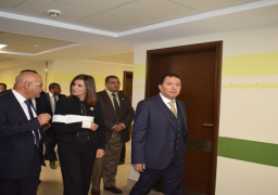وزيرة الهجرة تتفقد مستشفى الأورام بالأقصر