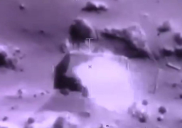 بالصور … الجيش الثانى يدمر عربة خاصة بعناصر إرهابية قبل تنفيذها هجوما بشمال سيناء