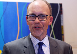 الولايات المتحدة الامريكية تؤكد التزامها بتقديم المساعدات لإعادة إعمار العراق