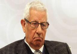 تكريم مكرم محمد أحمد غدا في حفل ختام الدورة التدريبية للصحفيين