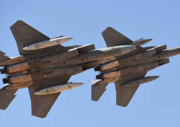 غارة على معسكر حوثي تقتل العشرات وتدمر صواريخ إيرانية