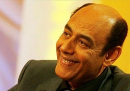 أحمد بدير ينير مسرح السلام بـ “فرصة سعيدة” قريبا