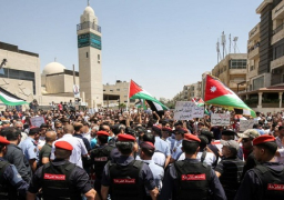 الاحتلال يحشد قواته بالقدس في مواجهة المحتجين
