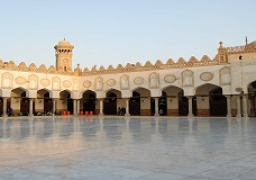 التلفزيون المصري ينقل صلاة الجمعة من الأزهر والأقصى