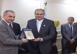 النمنم وأبو زيد يفتتحان مهرجان فنون البادية الثالث