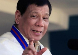 رئيس الفلبين يعلن وقفا لإطلاق النار من جانب واحد خلال احتفالات عيد الميلاد