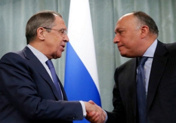 شكري ونظيره الروسي يبحثان العلاقات الثنائية والقضايا الإقليمية