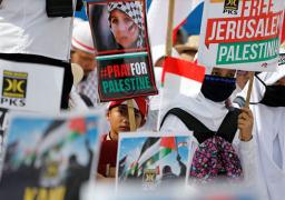 عشرات الآلاف يتظاهرون في إندونيسيا دعمًا للفلسطينيين