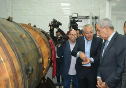 بالصور .. قابيل يعلن بدء تشغيل المصانع بالروبيكى