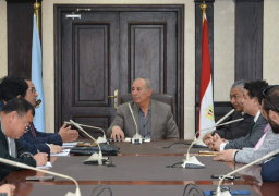 محافظ البحر الأحمر يلتقي بوفد صيني لبحث فرص الاستثمار