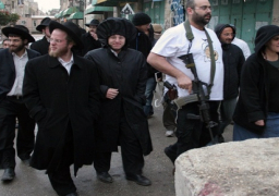 مئات المستوطنين يقتحمون بلدة كفل حارس بحماية جيش الاحتلال