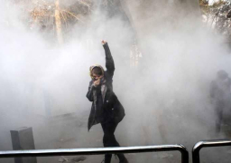 الاحتجاجات في قلب طهران والحرس الثوري يتوعد