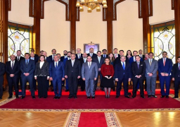 بالصور… الرئيس السيسي يستقبل وفداً من ممثلي صناديق الاستثمار الإقليمية والعالمية