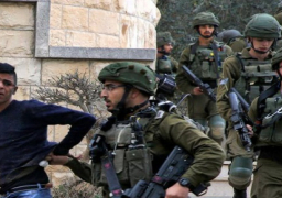 الاحتلال الإسرائيلي يعتقل 18 فلسطينياً من الضفة الغربية