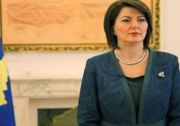 رئيسة كوسوفو تثمن مجهودات تلاوي للمراة