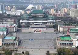 وصول وفد كوريا الشمالية إلى جارتها الجنوبية لتفقد مواقع عروض بيونج تشانج