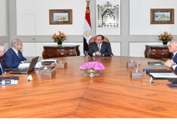 اجتمع السيد الرئيس/ عبد الفتاح السيسي اليوم مع السيد المهندس/ شريف اسماعيل رئيس مجلس الوزراء،