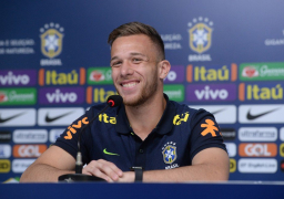 برشلونة يتوصل لاتفاق لضم “آرثر ميلو”