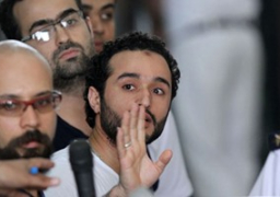 الحكم على أحمد دومة بـ 10آلاف جنيه غرامة فى إعادة محاكمته بـ”إهانة القضاء”