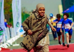 طلائع الجيش يتبنى الطفلة مروة بطلة ماراثون أسوان