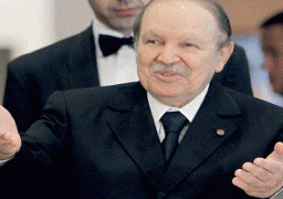 بوتفليقة يدعو إلى تنشيط اتحاد المغرب العربي