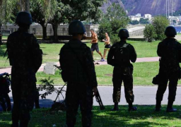 انتشار عناصر من الجيش والشرطة البرازيلية في ريو دي جانيرو، في أول عملية كبرى منذ تغيير القيادة .