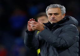 مورينيو يسعى لـ”رد إعتبار” يونايتد في الدوري الإنجليزي