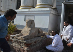 نقل تمثالين آثريين بالمنيا للترميم لأول مرة منذ 88 عاما