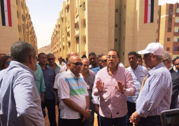 وزير الإسكان يتفقد مشروع “معا” لتطوير العشوائيات