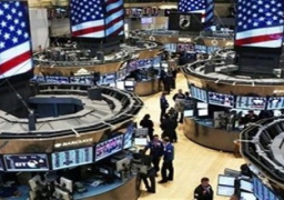 وول ستريت تنخفض مع تراجع الأسهم المالية والتكنولوجيا